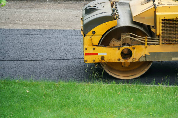Best Driveway Paving Contractor  in Velda City, MO